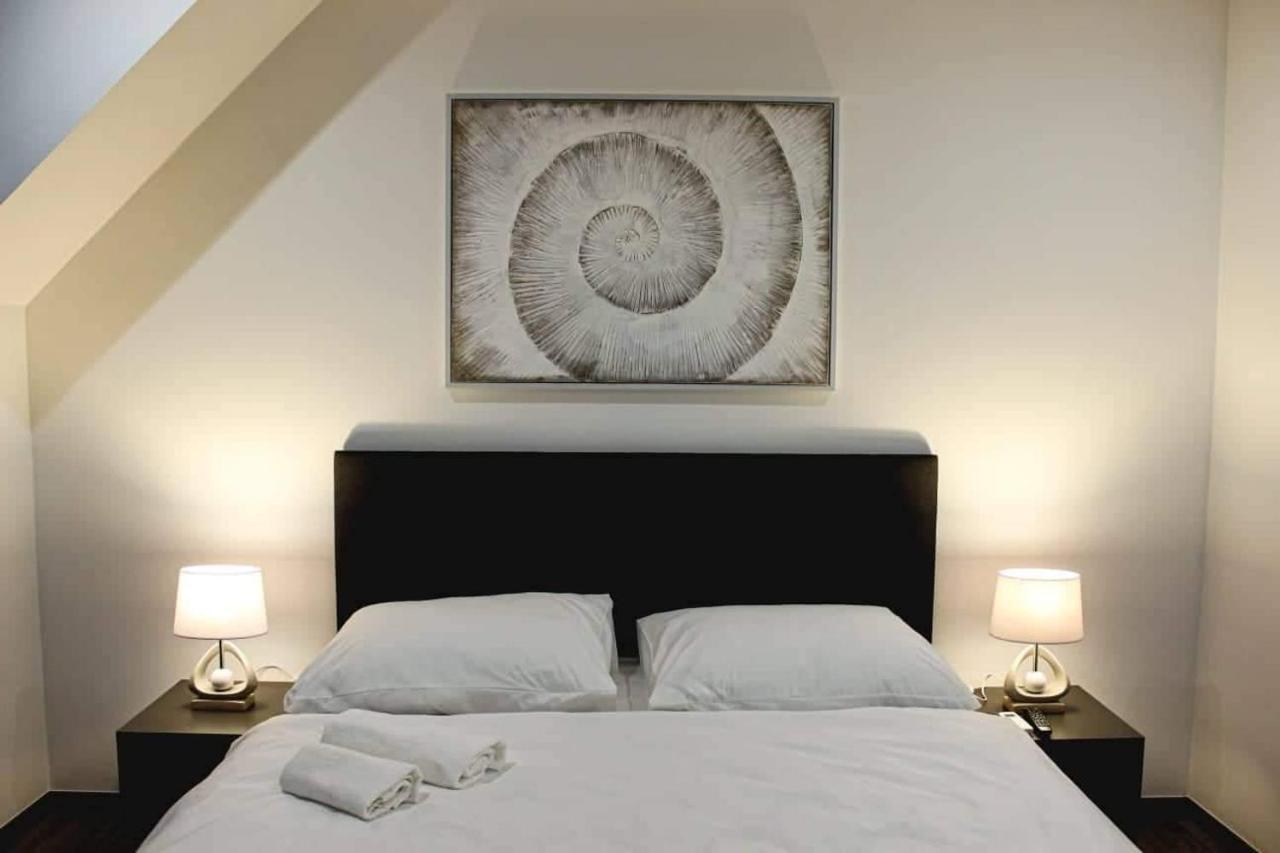 Il Galeone Hotel Stupava Bagian luar foto